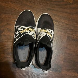 3/$30 Adidas Women's Puremotion Adapt Running Shoe Cowprint